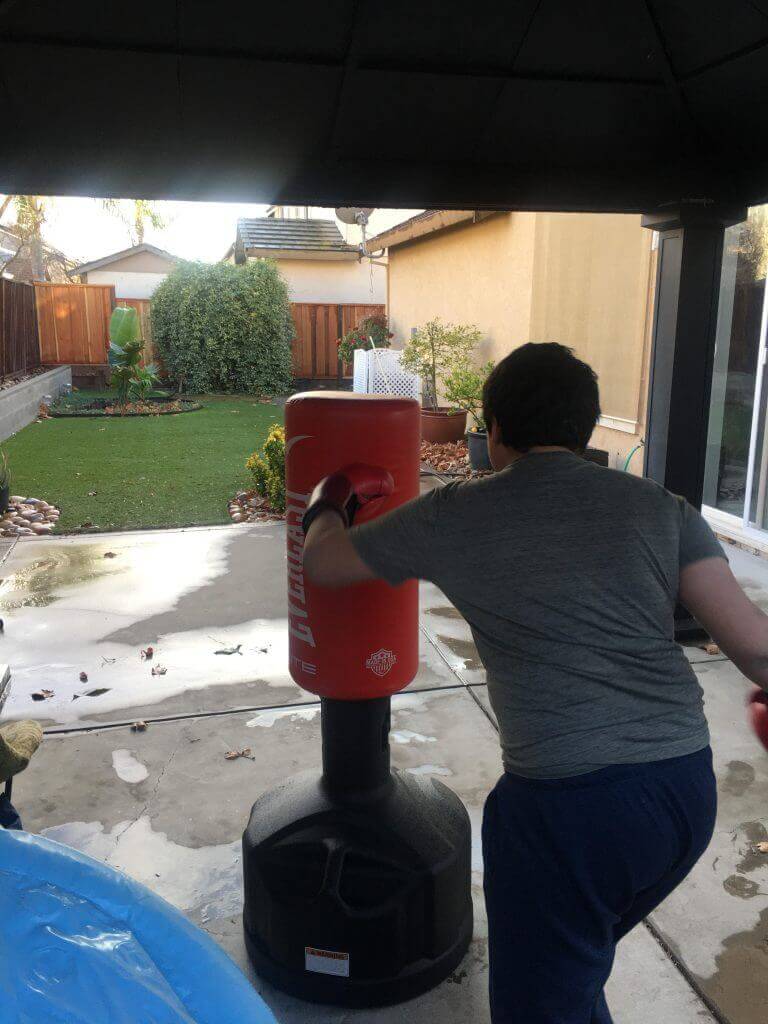 hitting-bag hitting-bag